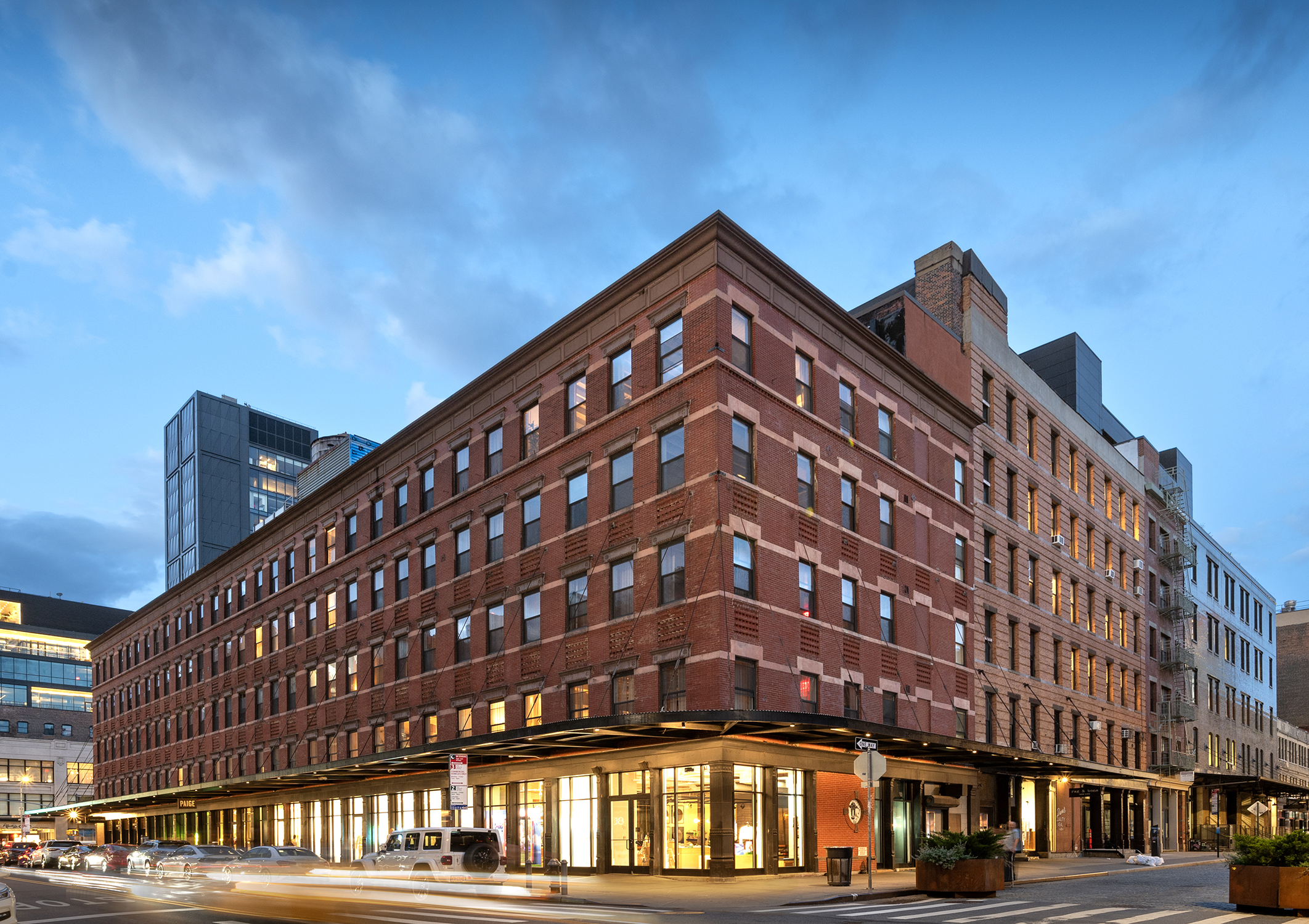 875 Washington Street